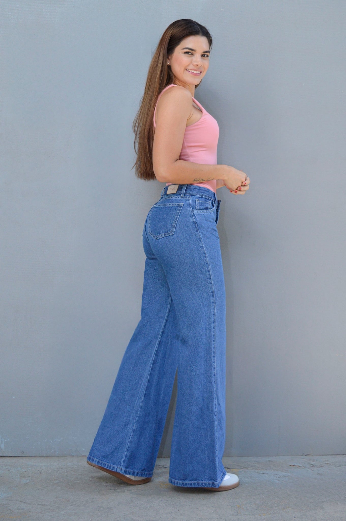 JEANS BOTA RECTA TIRO ALTO RIGIDO REF 6171
