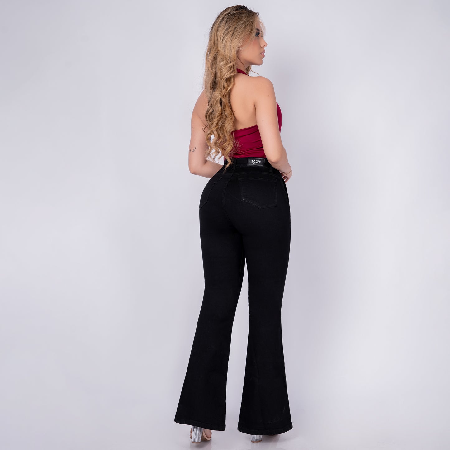 JEANS BOTA ANCHA TIRO ALTO REF 2601 NEGRO