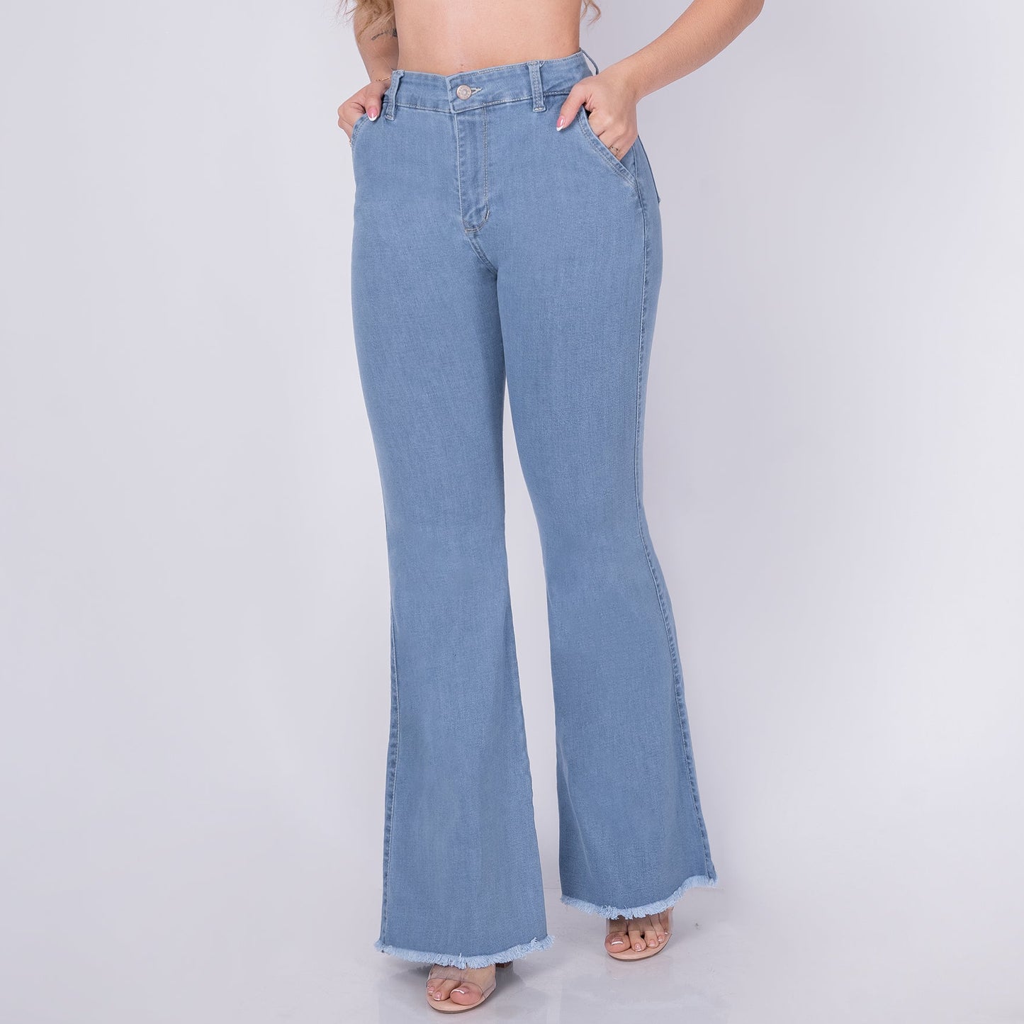 JEANS BOTA ANCHA REF 2602  CLARO