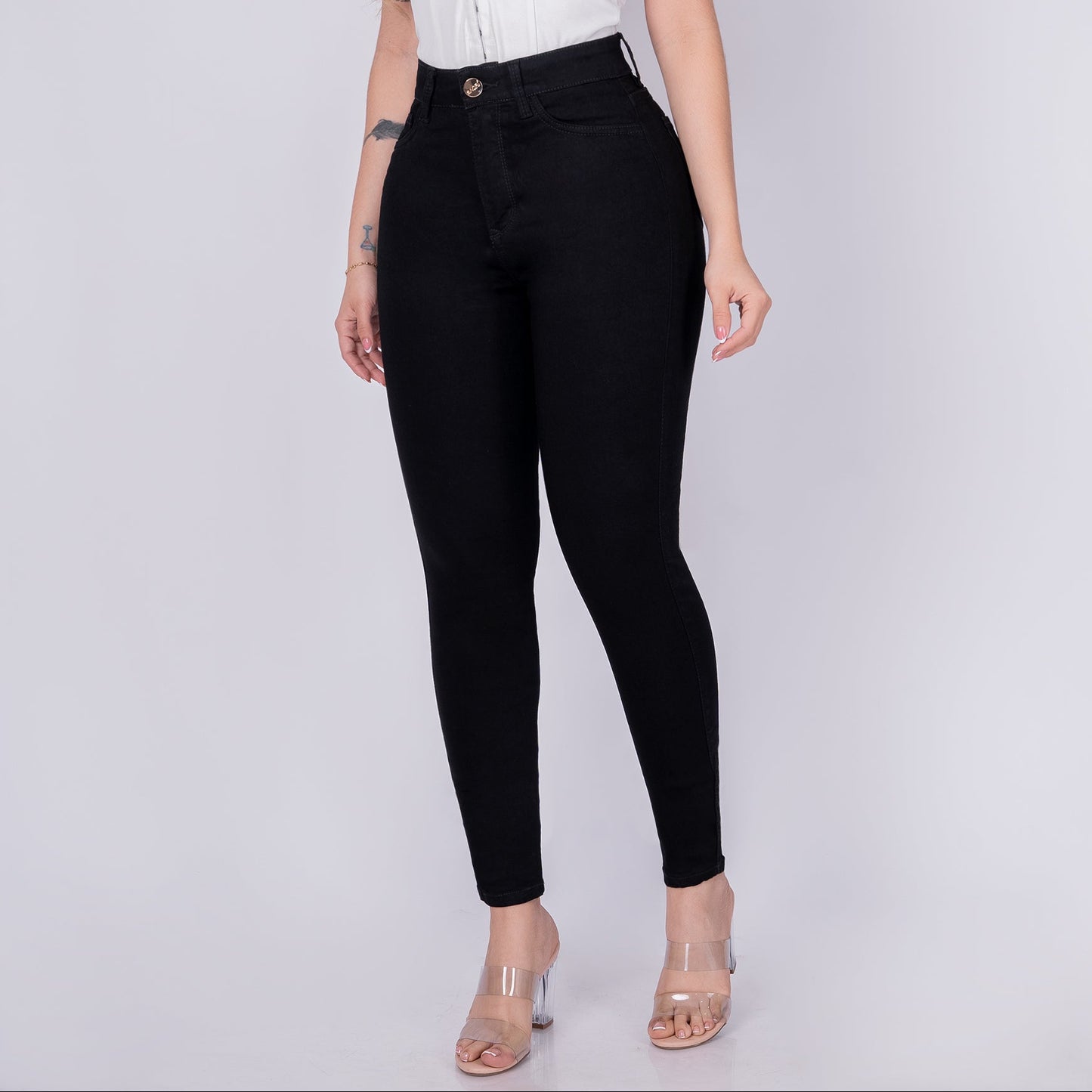 JEANS SKINNY TIRO MEDIO  REF 6103 NEGRO