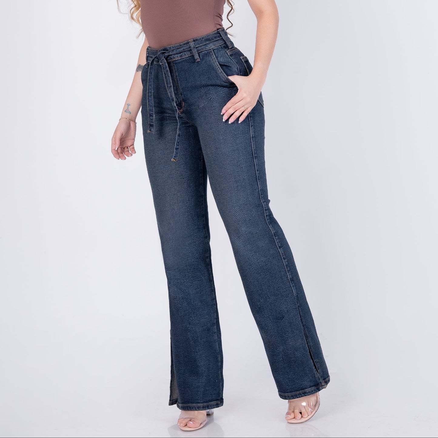 JEANS BOTA RECTA TIRO ALTO REF 6186
