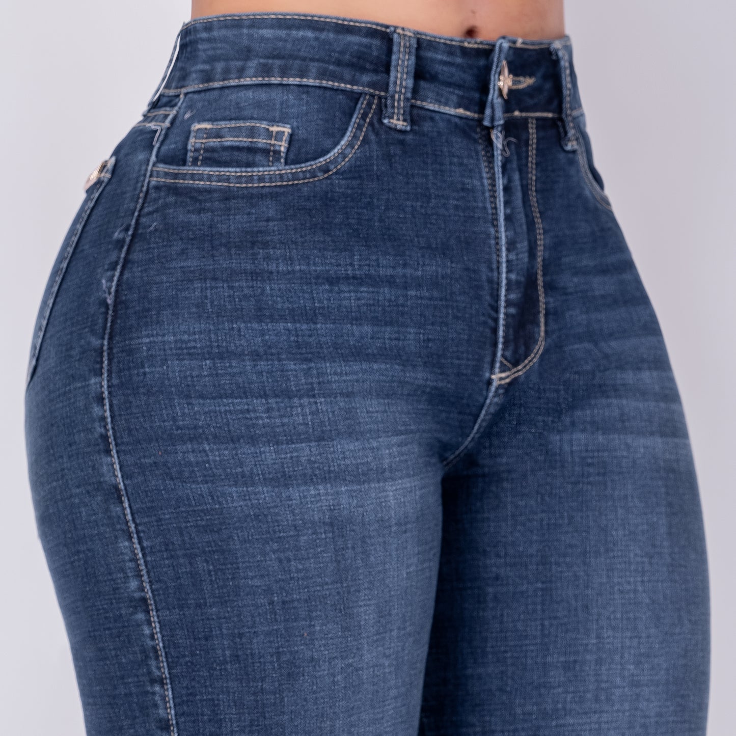 JEANS BOTA RECTA TIRO ALTO REF 6187