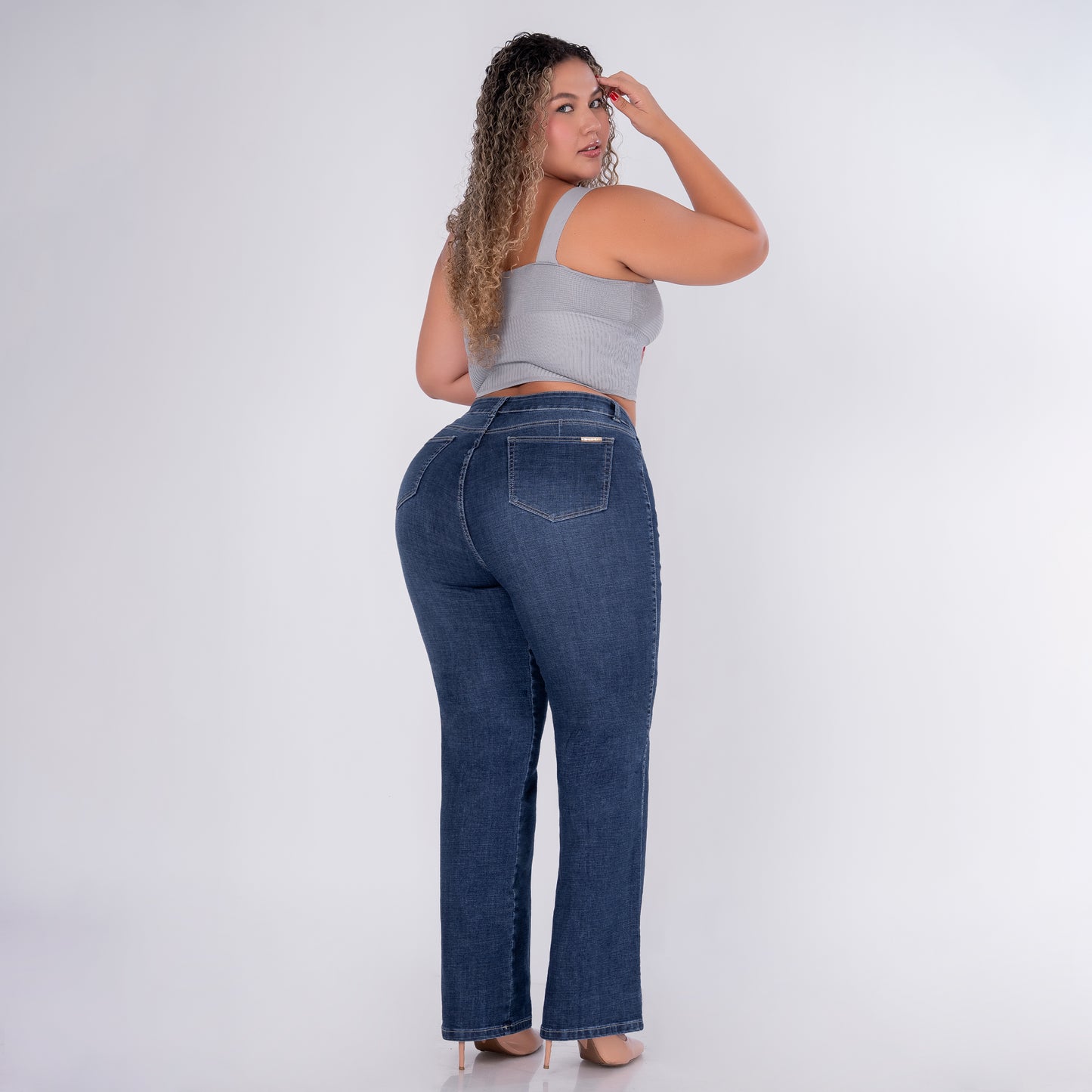 JEANS BOTA RECTA TIRO ALTO STRECH  REF 6187 PLUS