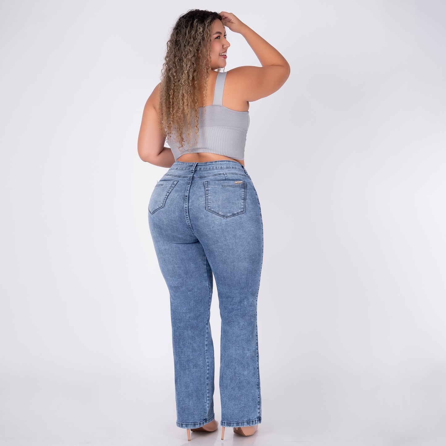 JEANS BOTA RECTA TIRO ALTO STRECH  REF 6190