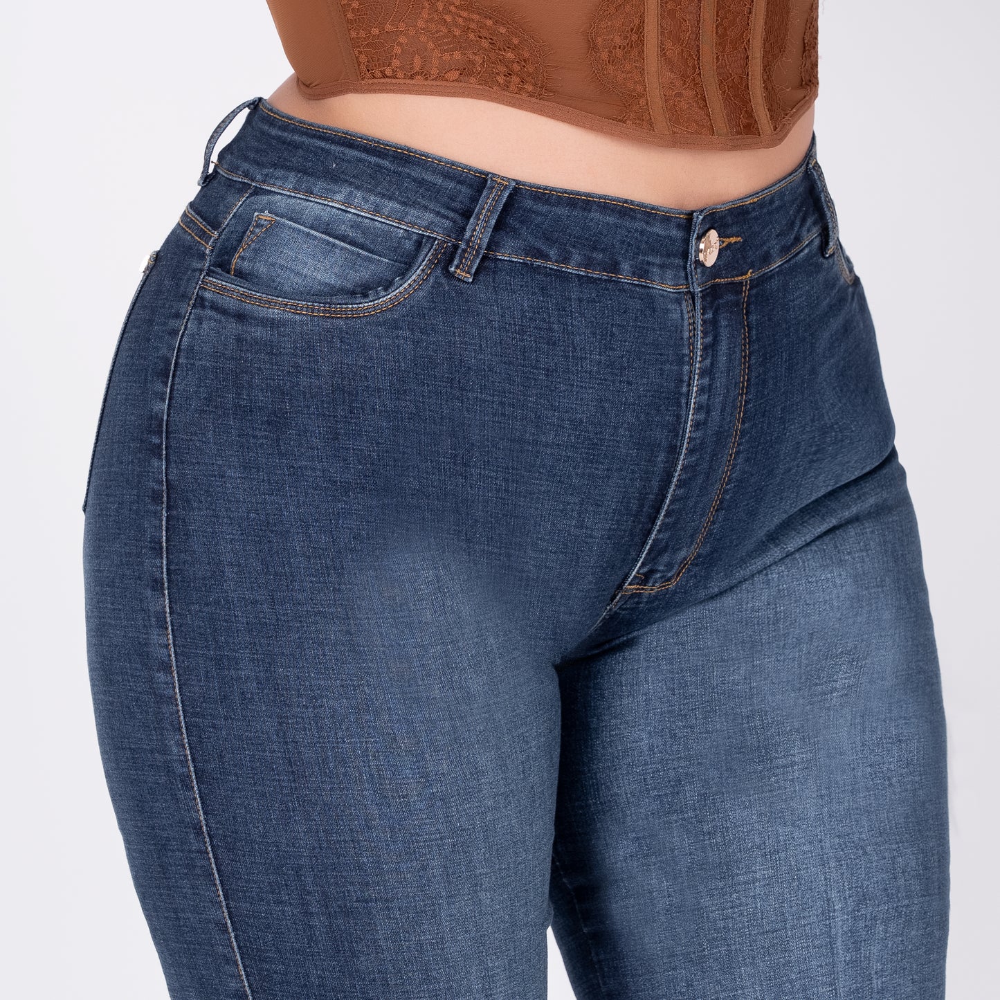 JEANS BOTA RECTA TIRO ALTO STRECH  REF 6190